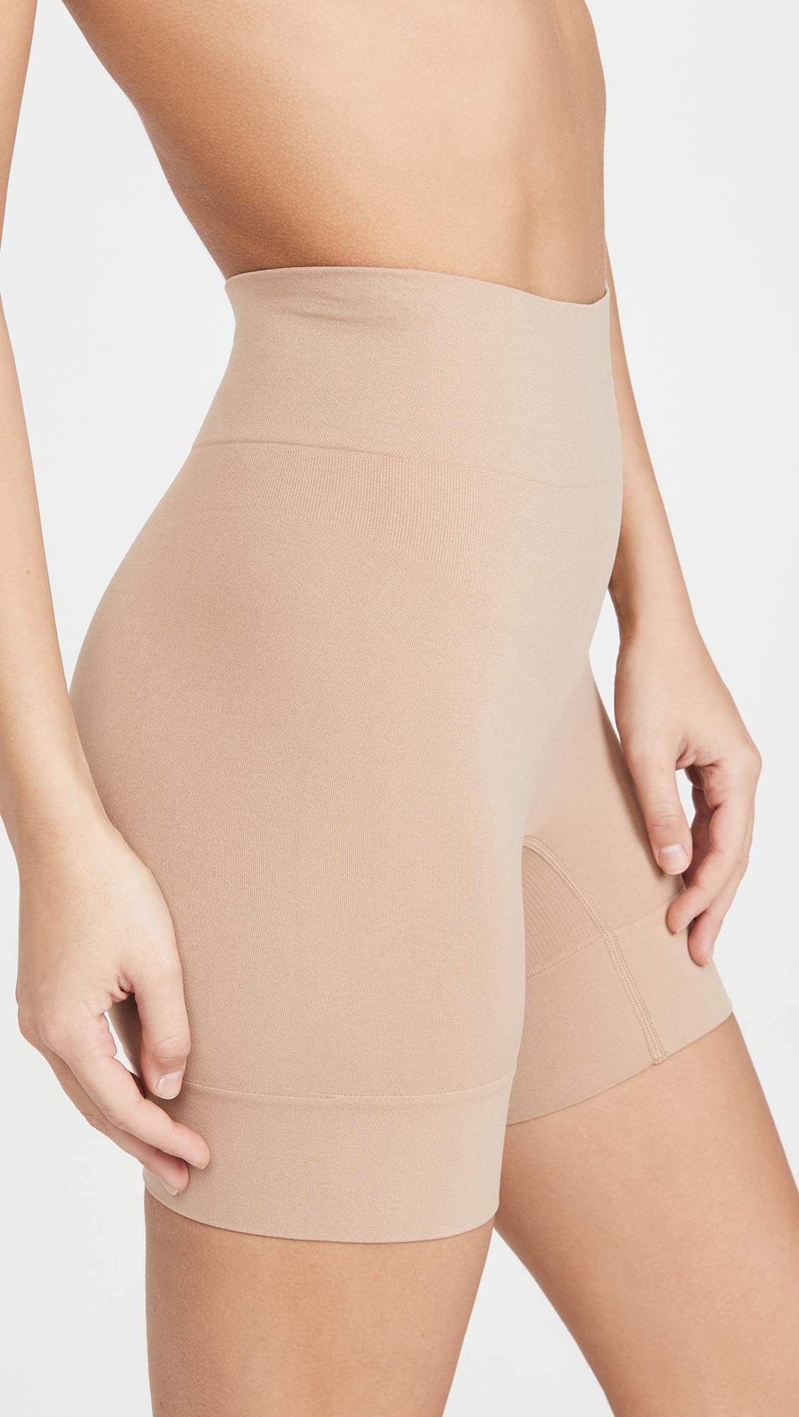 Yummie Women's Bria Comfortably Curved Shaping Short - Image 4