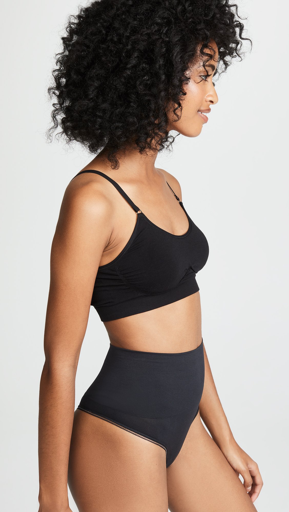 Yummie Women's Convertible Scoop Neck Bralette Bra - Image 4